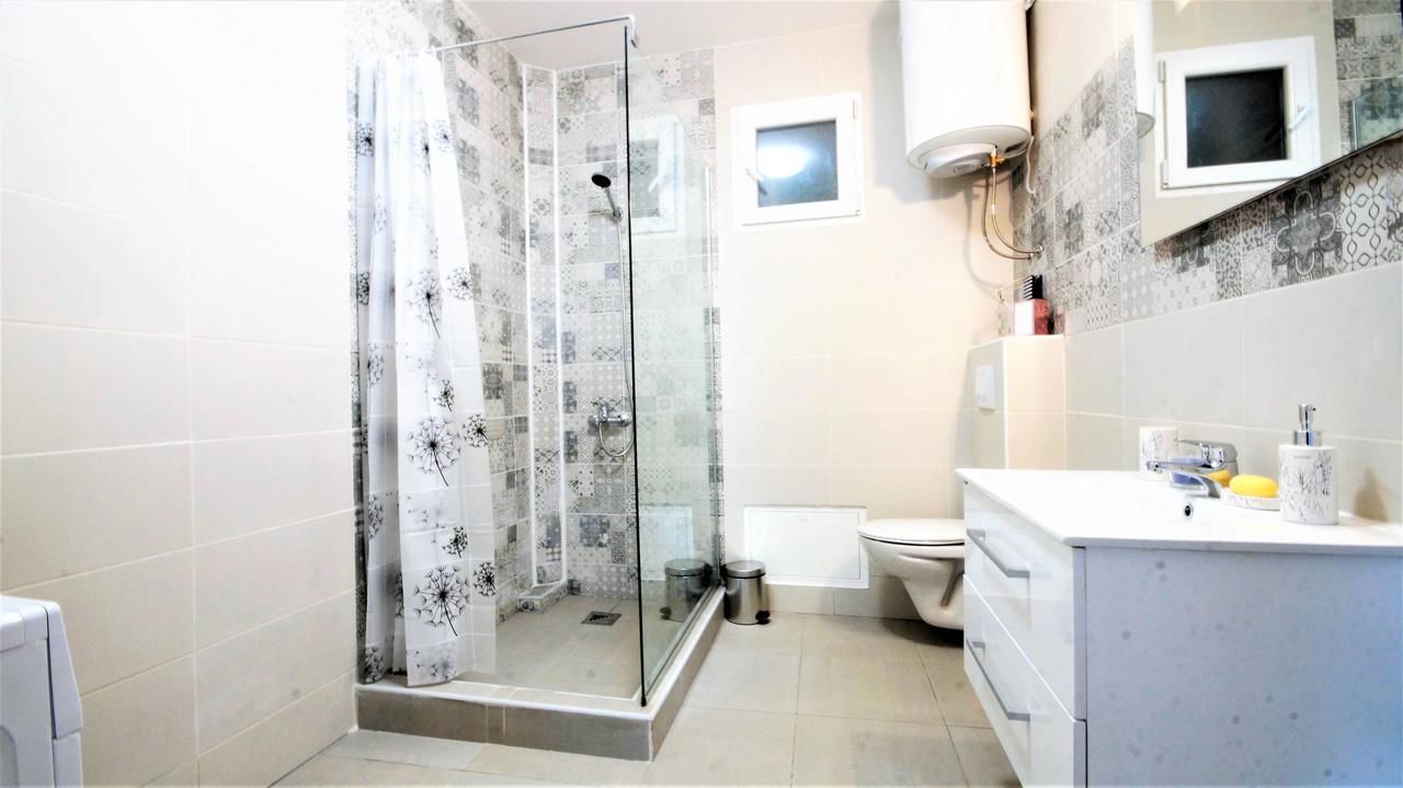 Апартаменты Kala Lux Apartment Тиват-17